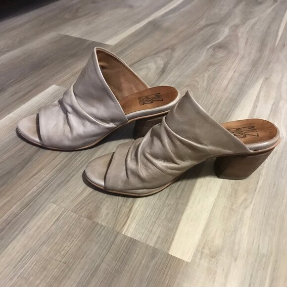 Miz Mooz Ladies Ainsely Beige/Cream Leather Shoes Size 39 - Picture 3 of 5